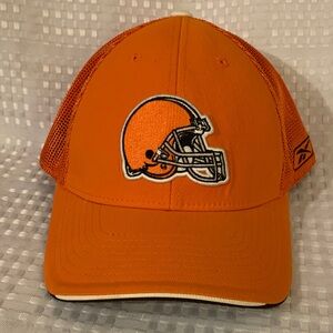 Reebok NFL orange Cleveland Browns mesh, stretch fit  cap.